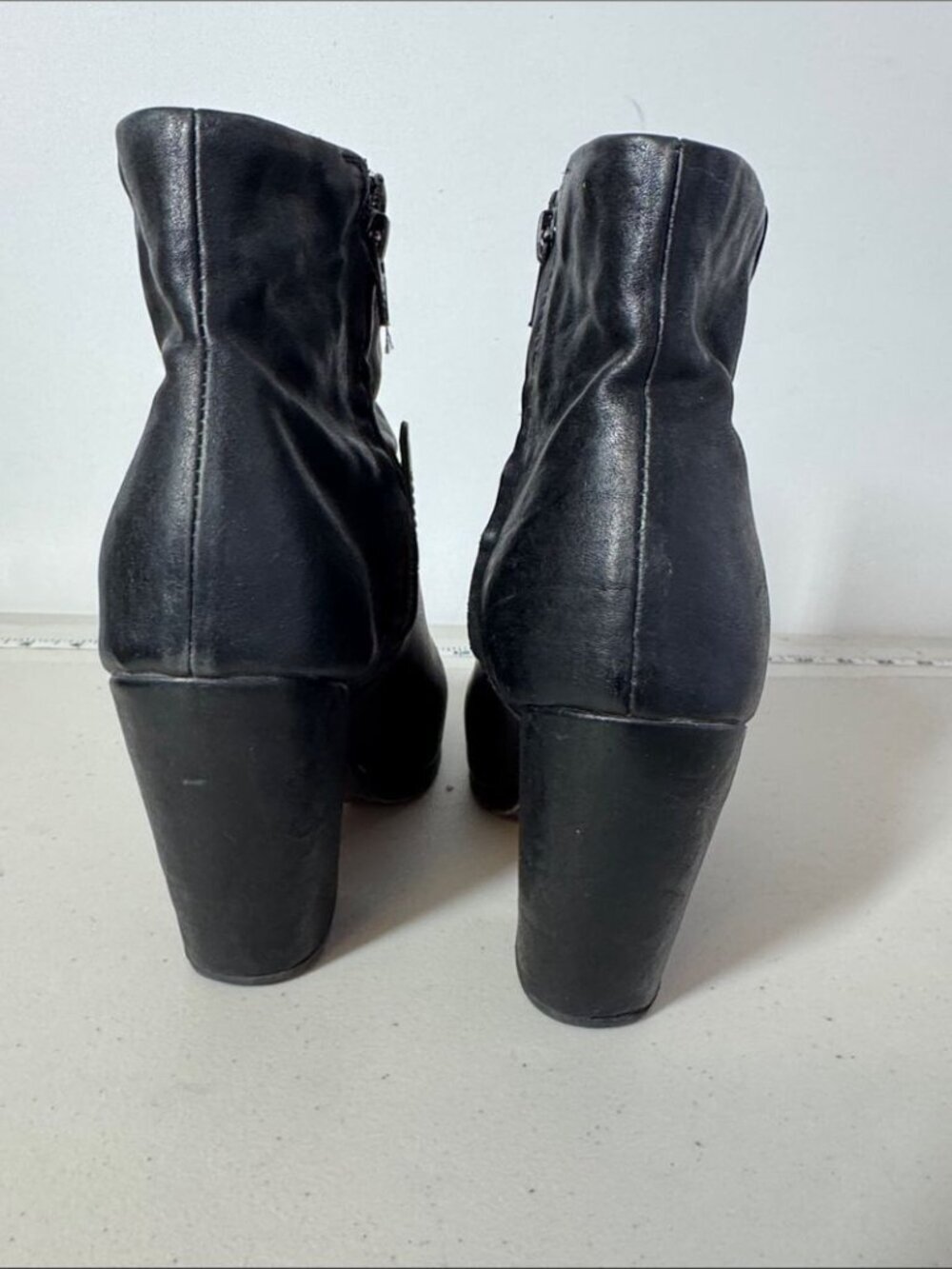 Rag & Bone Leather Ankle Boots Black EU 40 Block Heel Minimalist Chic Western - Picture 4 of 16